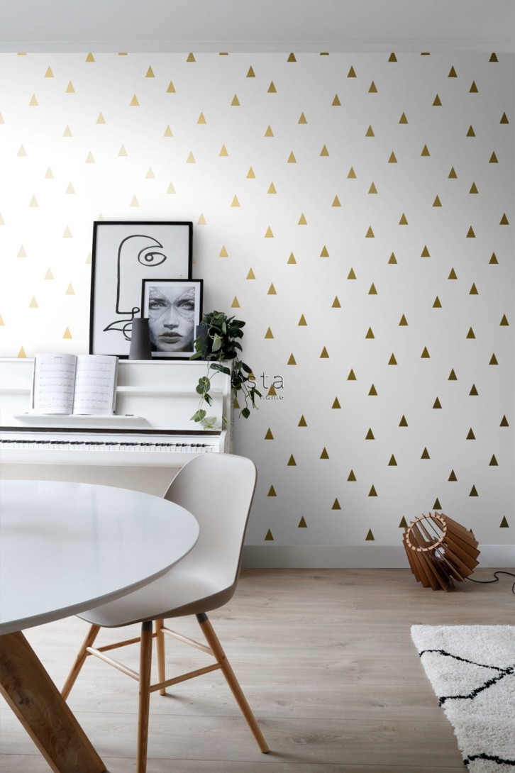 Tapeta Esta Black & White With A Splash Of Gold 138943 Graphical Triangles
