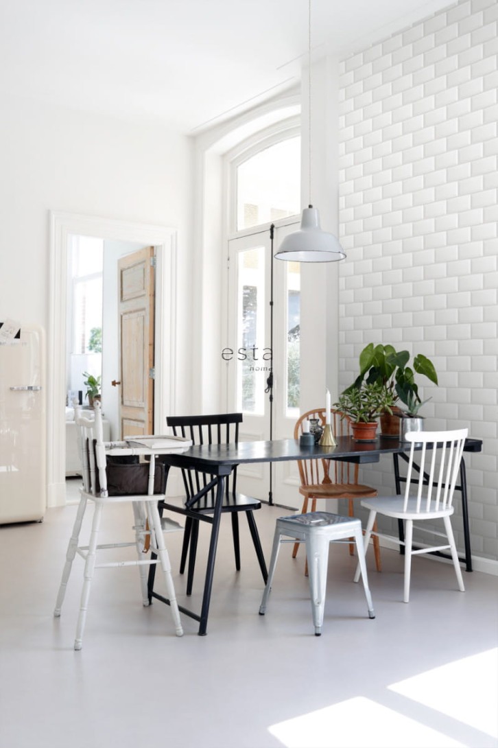 Tapeta Esta Black & White With A Splash Of Gold 139120 Tile Motif