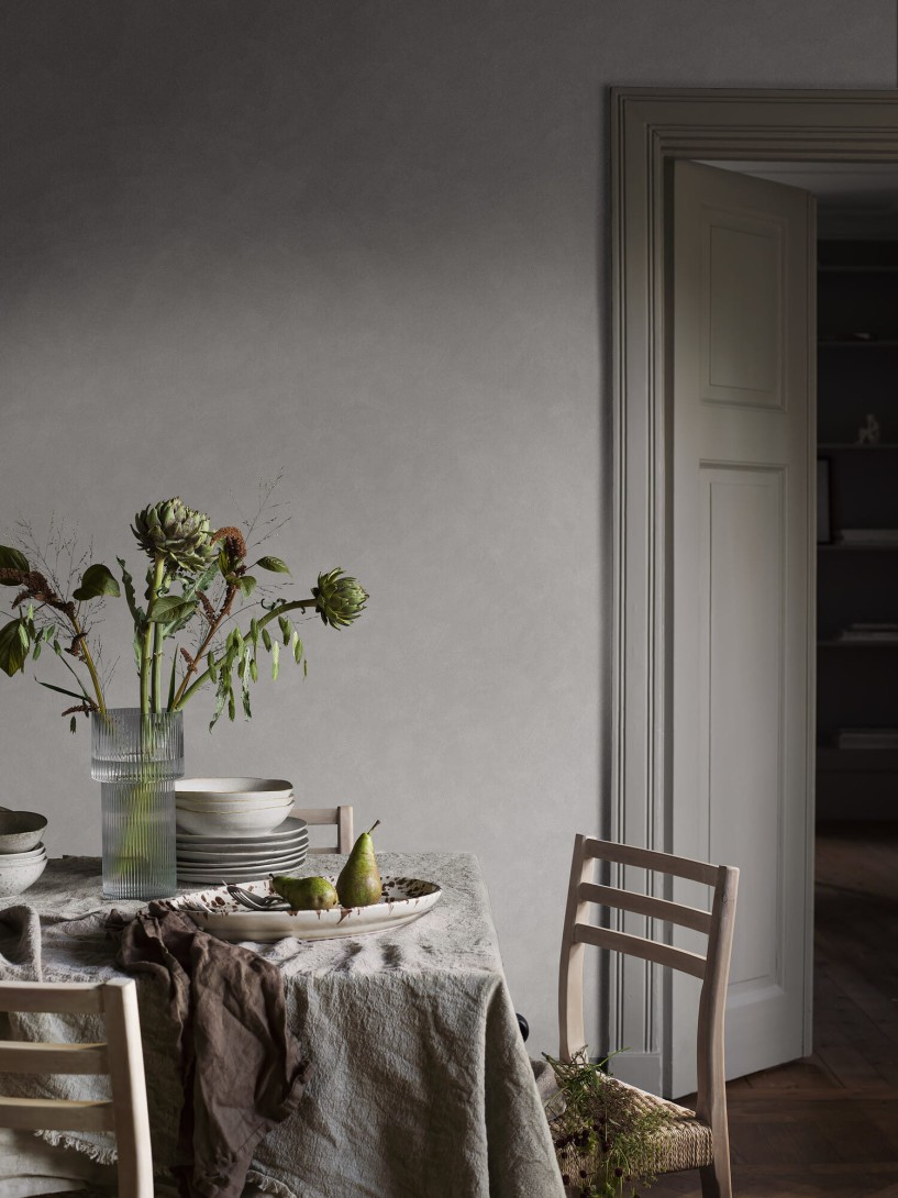Boras Tapeter 3589 Cottage Garden Painter’s Wall White - tapeta imitująca bieloną ścianę tynkową