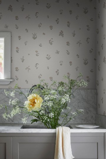 Sandberg 841-11 Kolonin Maja Pastel - tapeta w kwiatki na tle w kropki