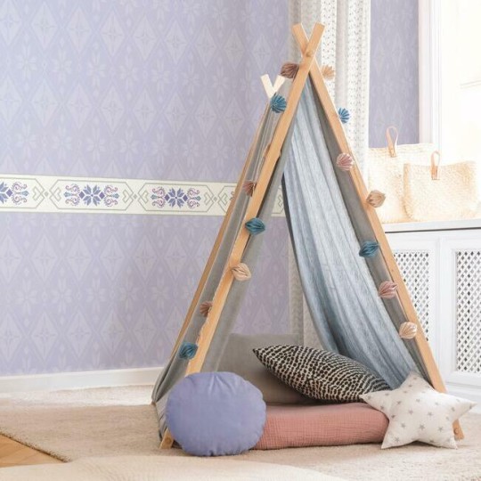 Tapeta York Disney Kids 4 DI1008 Disney Frozen 2 Elsa’s Bedroom