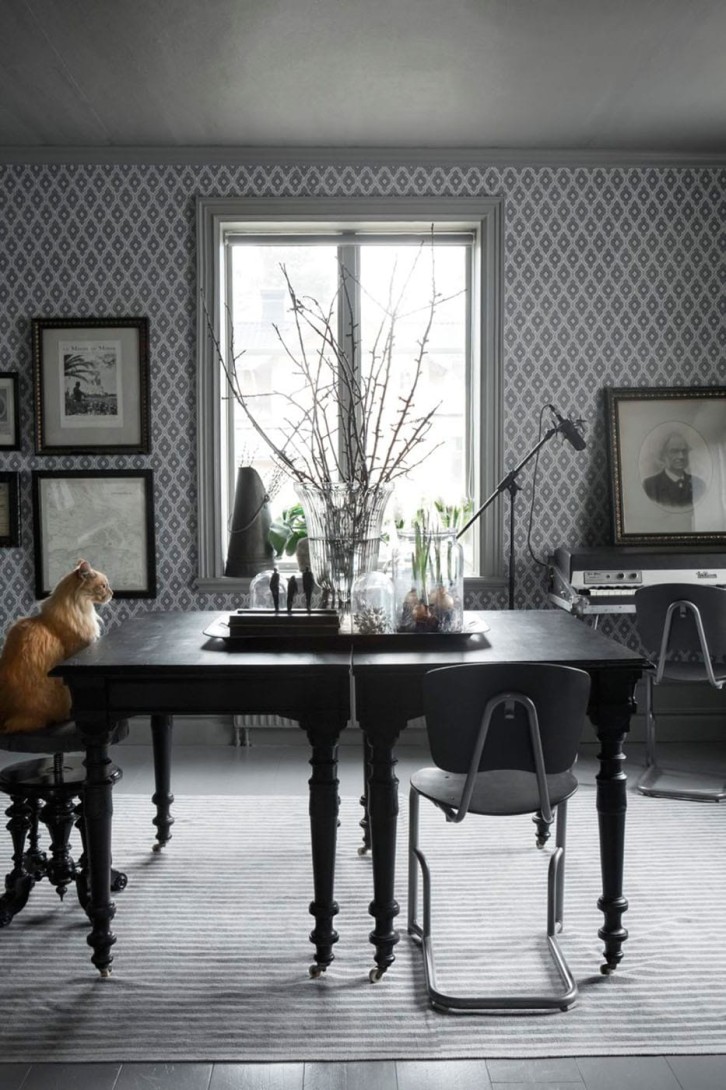 Tapeta Sandberg Villa Dalaro 424-71 Viola Dark Grey