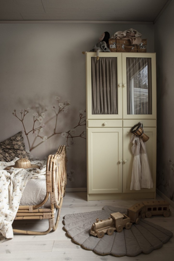 Sandberg S10130 Jordnara Julia Blush - mural w łodyżki kwiatów