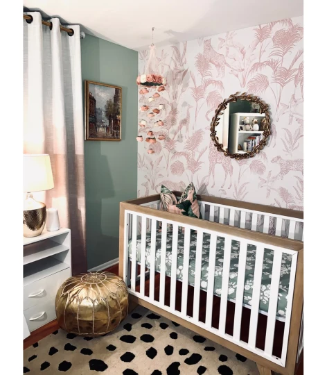 Wallcolors Kids World Safari Pink  - mural z dzikimi zwierzętami