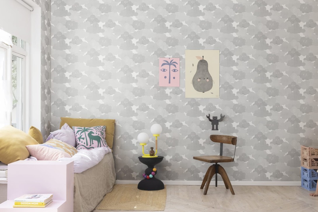 Rebel Walls R18143 Dreamland Kids Happy Cloud Graphite - tapeta chmury