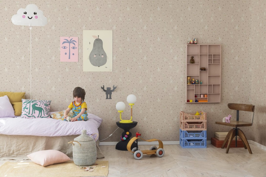 Rebel Walls R18083 Dreamland Bunny Field Pink - tapeta króliki
