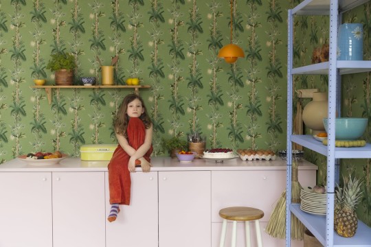 Rebel Walls R18103 Dreamland Monkey Island Tropical - tapeta z małpkami