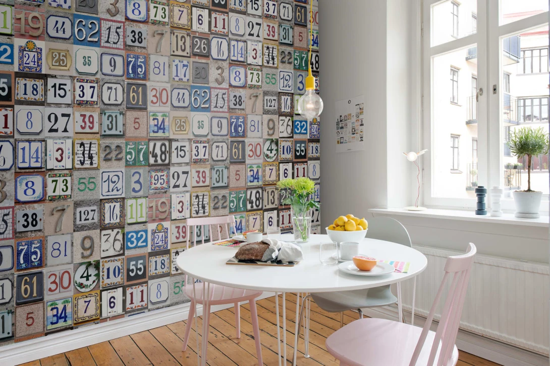 Rebel Walls R12331 Panorama House Numbers - mural z numerami