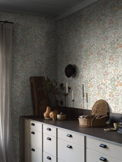 Boras Tapeter 3972 Essens Ang - tapeta w łąkę kwiatów