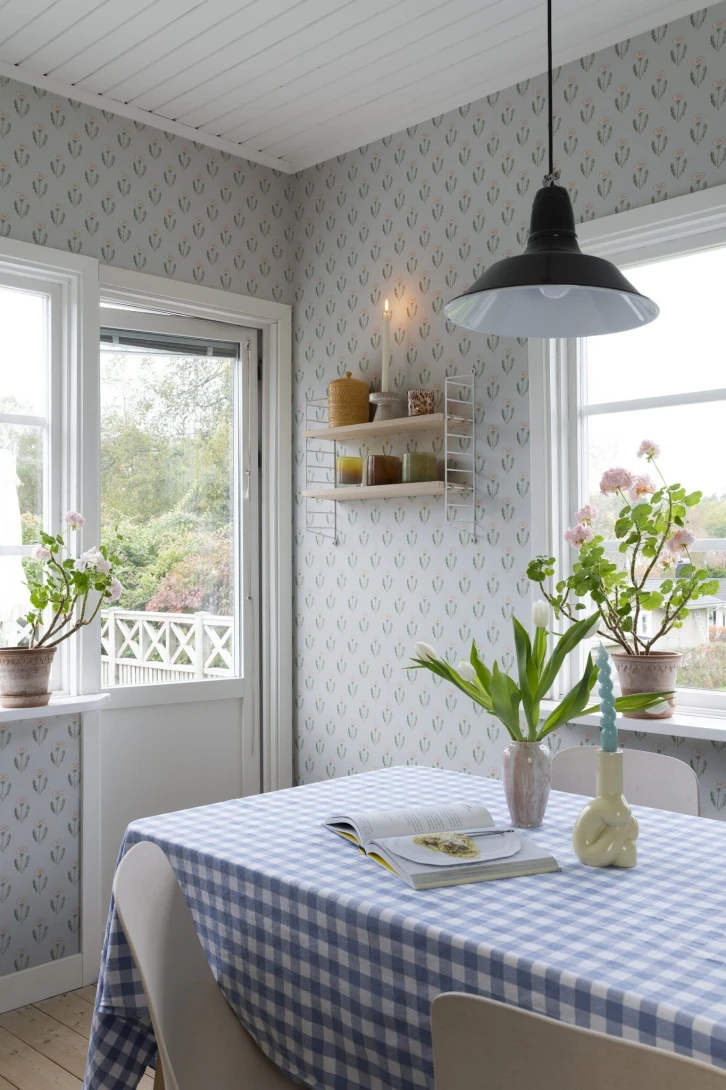 Sandberg S10138 Huset i Solen Maskrosen Soft Blue - tapeta w dmuchawce