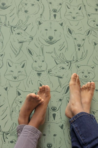 Caselio 103526090 Autour Du Monde S’amuser Bleu Grise - tapeta leśne zwierzątka