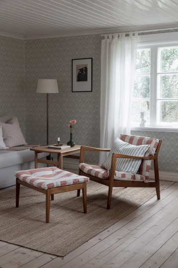 Boras Tapeter 4166 Alla Tiders Hus Kladesholmen - tapeta w kwiatki na ornamentach