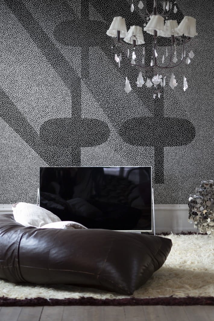 Rebel Walls R19294 Mic Linder Birdseye Graphite - mural ptasie oko