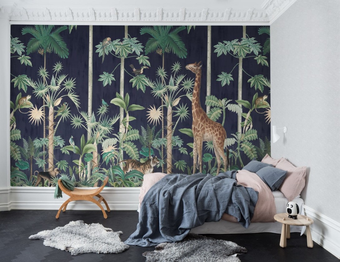 Rebel Walls R16792 Wonder World Giraffe's Stroll Nightfall - mural z dżunglą