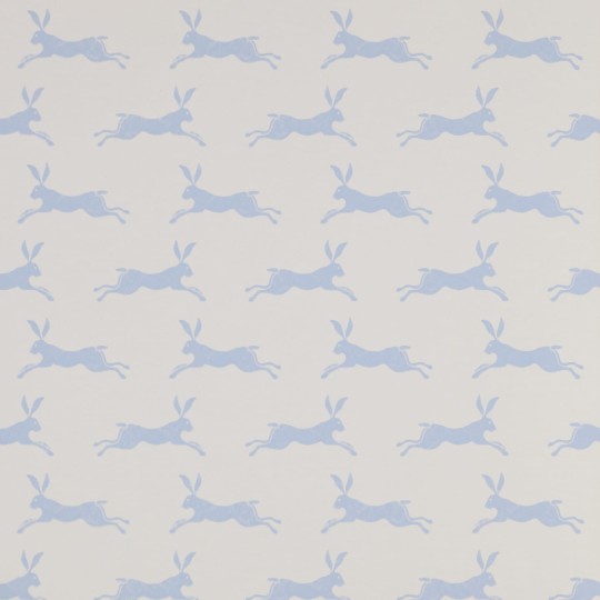 Jane Churchill J135W-04 Rowan March Hare - tapeta z motywem niebieskich królików