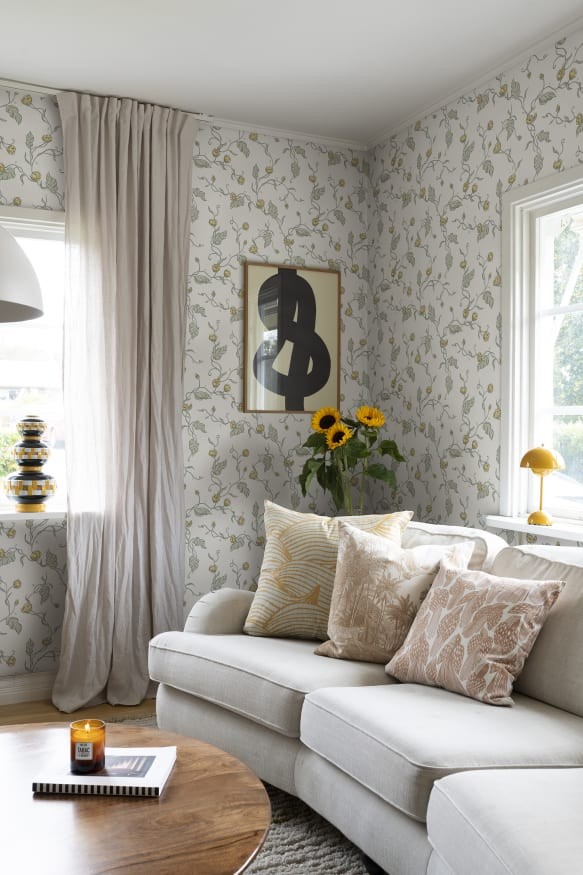 Sandberg S10147 Huset i Solen Elmire Spring Green - tapeta z motywem kwiatowych girland