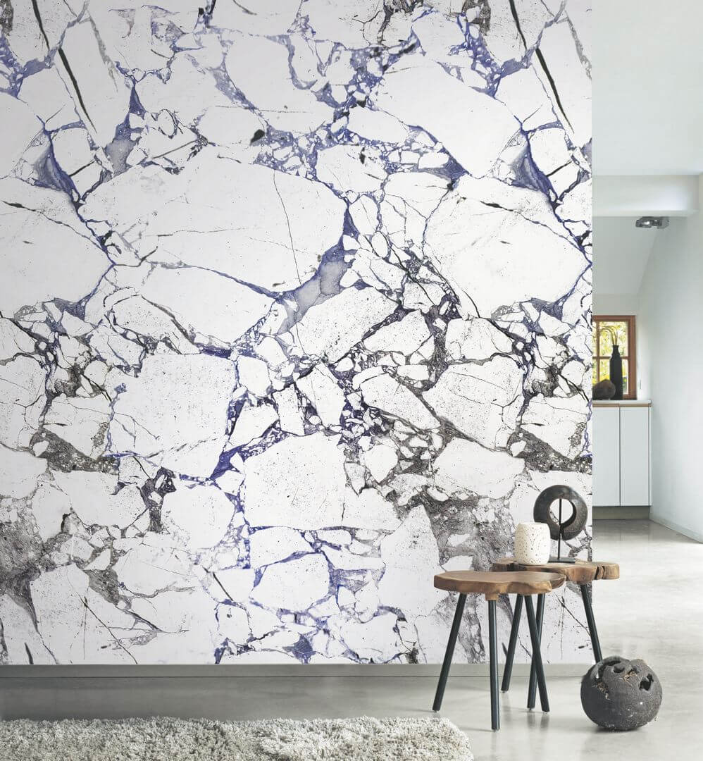 Casadeco 88130605 Minerals Marbre Carrare Bleu Noir Fond Blanc - mural imitujący marmur