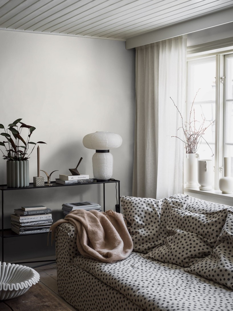 Boras Tapeter 4303 Linen White - tapeta lniana biała