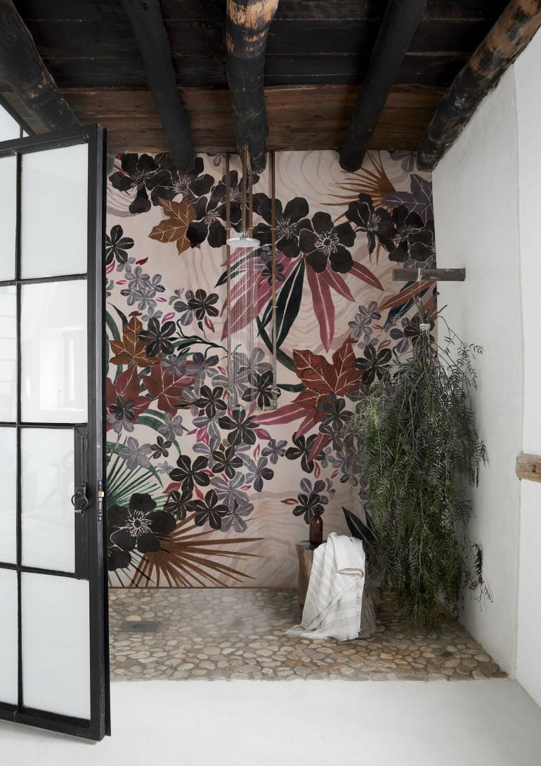 Wall&Deco WET_UB2201 Ubud Wet System - mural w kwiaty