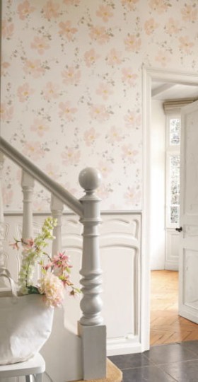 Casadeco 82327210 Florescence Sabatini Vert - tapeta w zielone kwiaty na białym tle