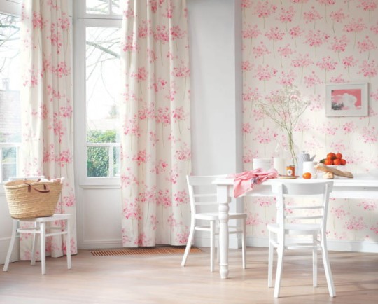 Casadeco 82336533 Florescence Boboli Encre - tapeta pęk kwiatów