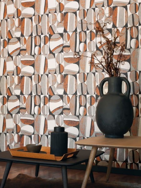 Casadeco 84387335 Nangara Anangu Vert Emeraude - tapeta geometryczna w stylu aborygeńskim