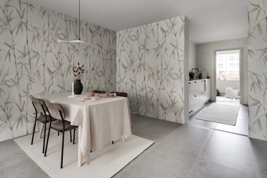 Rebel Walls R19339 Imperfections Bamboo Garden Pearl - mural w liście bambusa