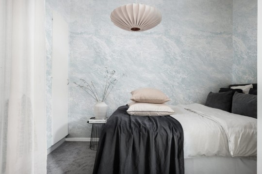 Rebel Walls R19306 Imperfections Breeze Ice Blue - mural morskie fale