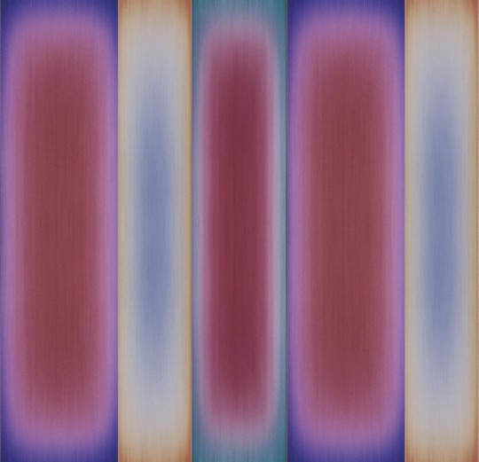 Wall & Deco Contemporary 2023 Viva Magenta WDVM2301 - fototapeta z motywem pionowych pasów