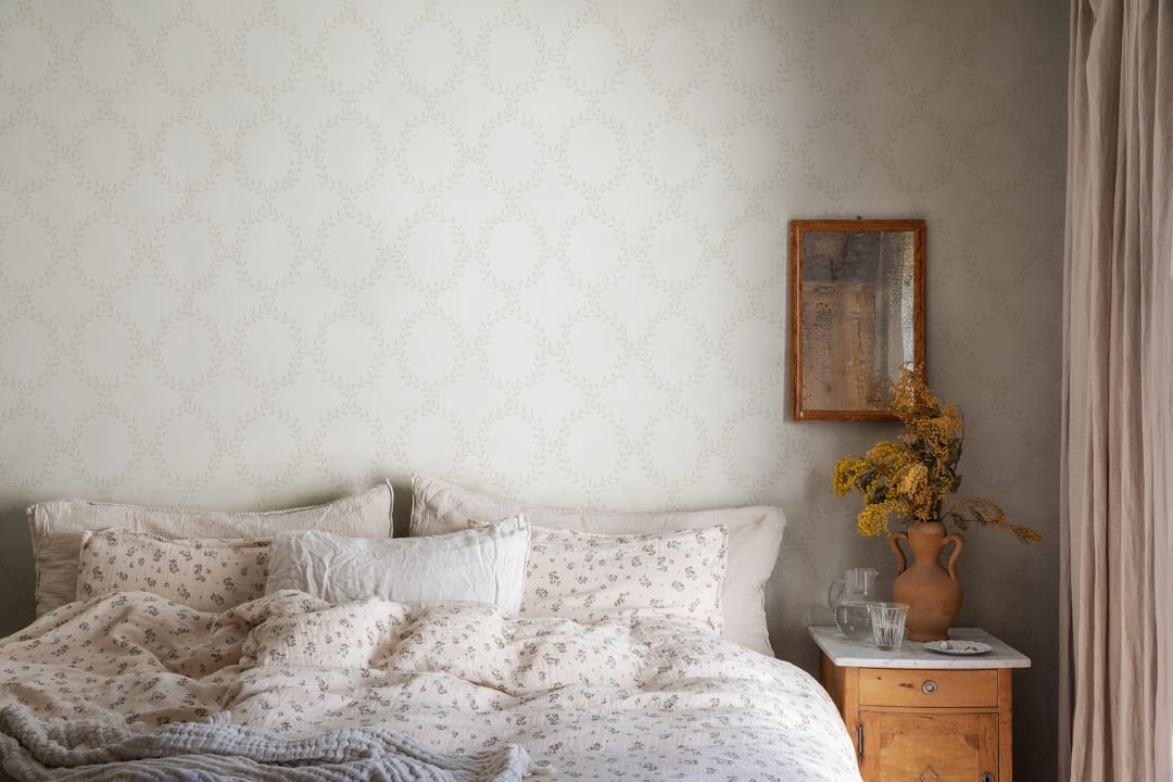 Sandberg S10200 Villa Dalaro II Wilma Eggshell - tapeta w wieńce laurowe