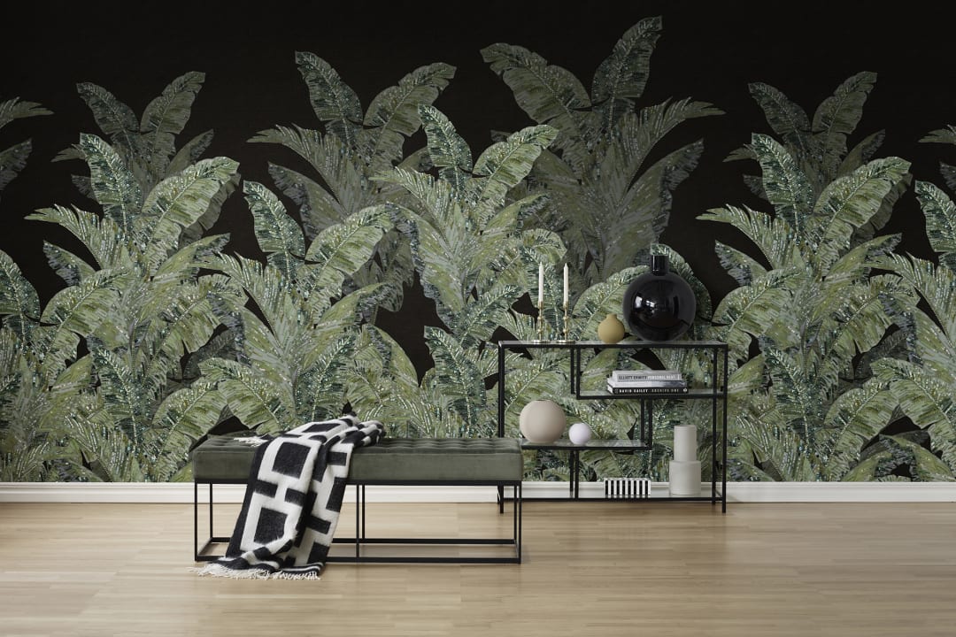 Rebel Walls R19525 Lars Wallin Jungle Pearl Black - mural w tropikalne liście