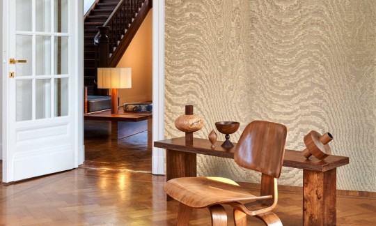 Arte 15000 Kharga Moire Rose Shimmer - tapeta fale z efektem mory