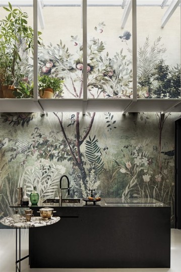 London Art 18058-05 22 Iconic Re-edition Liviae Hortus - mural z motywem drzewa na łące i ptaków