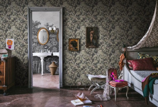 Rebel Walls R19254 Vintage Brocade Blooming Park Dark - tapeta roślinna