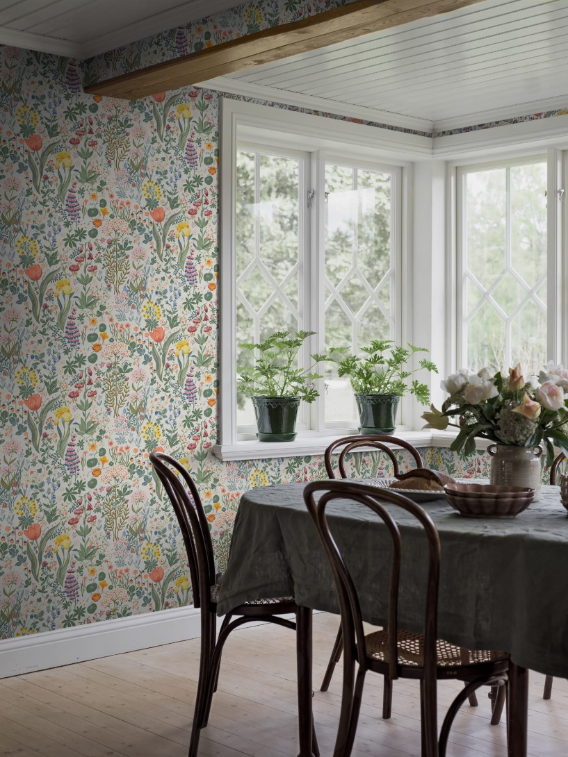 Boras Tapeter 2053 New Heritage Blomsterhav - tapeta w kwiaty