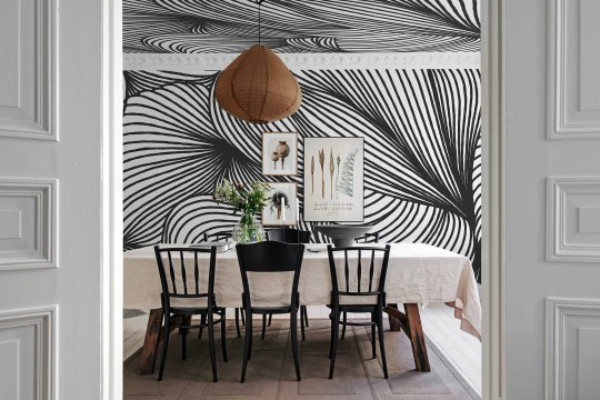 Rebel Walls R18597 Simplicity Opulence Lines Graphite  - mural artystyczny