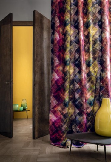 Casamance 73380304 Select 5 Mayfair - geometryczna tapeta z motywem szczotkowanego betonu