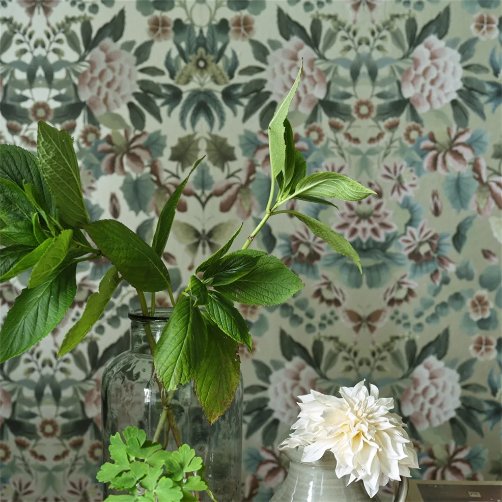 Designers Guild PDG1156/03 Ikebana Damask Gilver - tapeta z motywem kwiatowego adamaszku