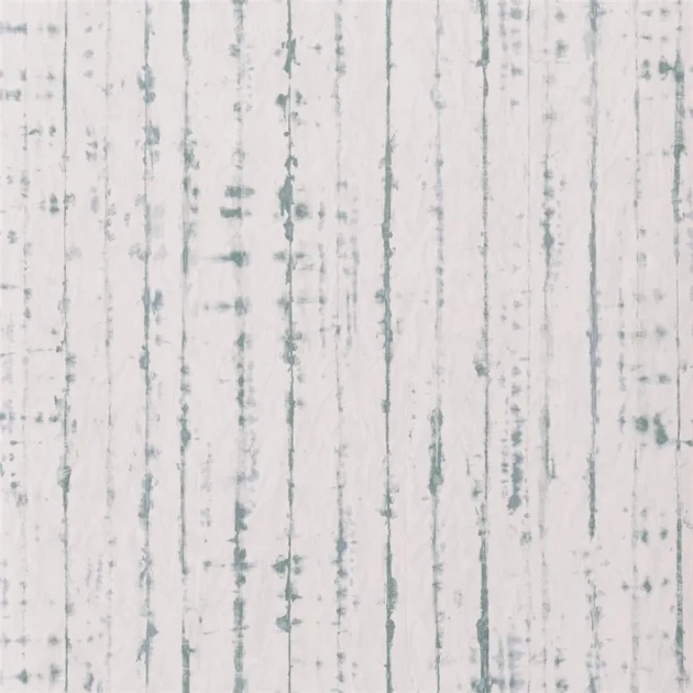 Designers Guild PDG1159/02 Ikebana Shiwa Eau De Nil - tapeta z motywem starej ściany