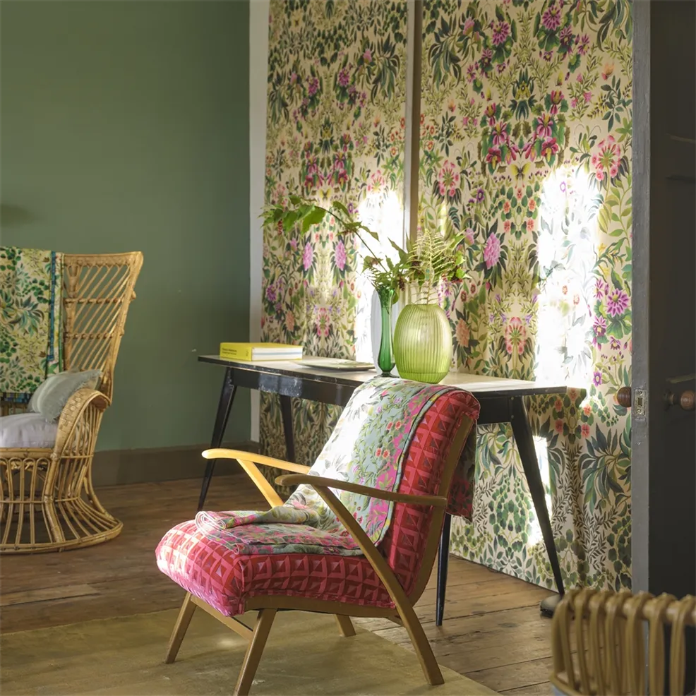 Designers Guild PDG1162/01 Ikebana Grande Fuchsia - mural z motywem liści