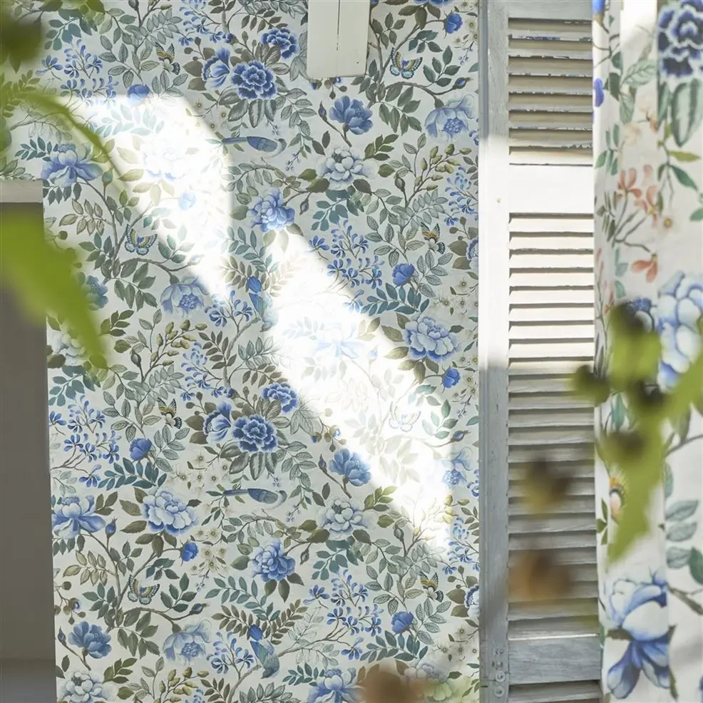 Designers Guild PDG1146/05 Porcelaine De Chine Porcelaine De Chine Midnight - tapeta z motywem kwiatów