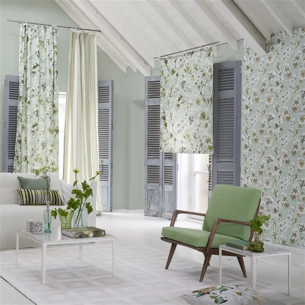 Designers Guild PDG1148/05 Porcelaine De Chine Fleur D Assam Platinum - tapeta z motywem kwiatów