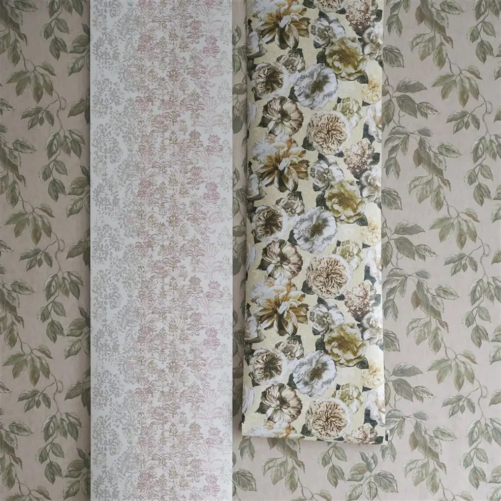 Designers Guild PDG1127/01 Minakari Jangal Chalk - tapeta z motywem liści