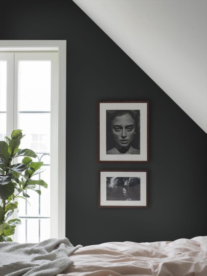 Boras Tapeter 7907 Pigment ALMOST BLACK - minimalistyczna tapeta w czarnym kolorze