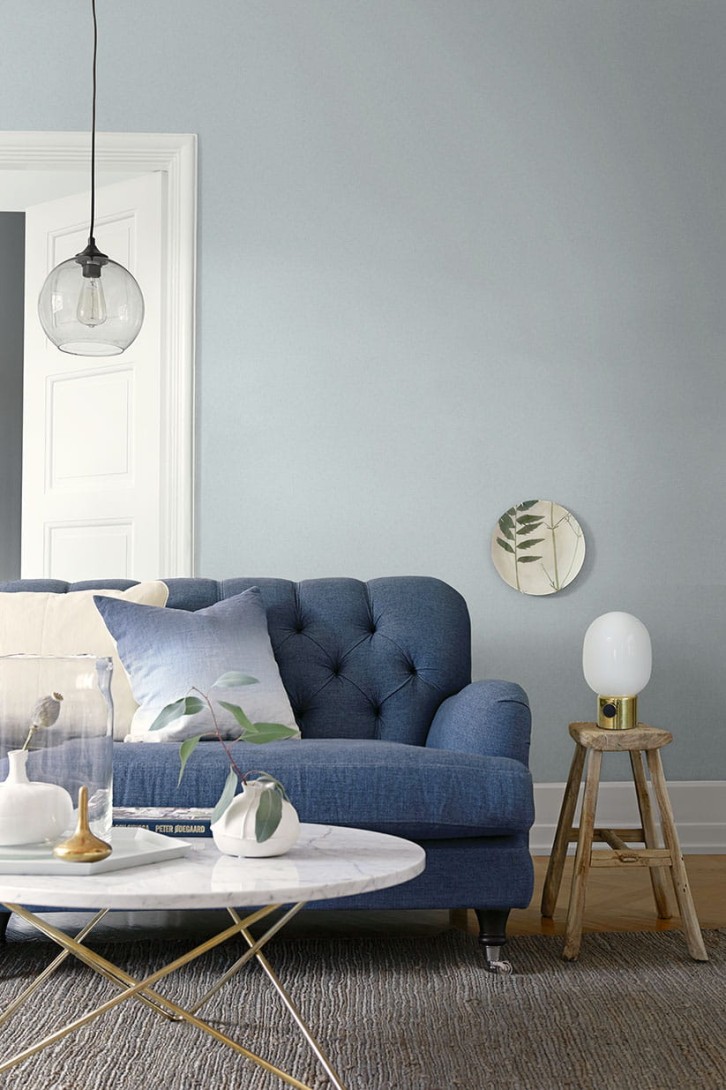 Boras Tapeter 7982 Pigment SKY BLUE - minimalistyczna tapeta w niebieskim kolorze
