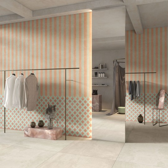 Tecnografica Art Collections Paolo Giordano & Simona Cardinetti: Oscar Greeny Brass - mural z motywem pionowych pasów i kratki