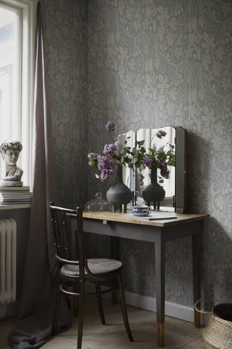 Sandberg S10260 Le Village Fig Garden Misty Blue - tapeta w drzewa figowe