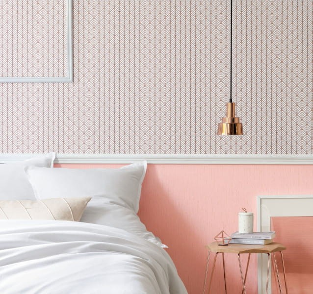 Caselio 100516119 Scarlett CAL Scarlett Uni Metallise - tapeta z motywem pionowych kresek