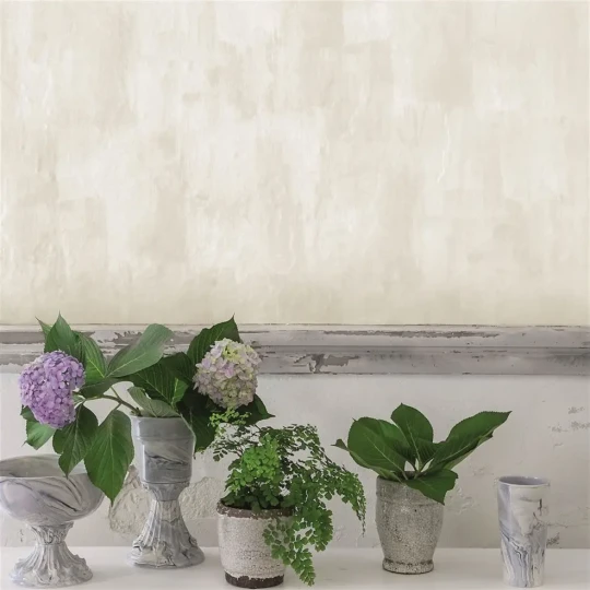 Designers Guild PDG653/03 Plain & Textured II MARMORINO - PEWTER - tapeta z motywem postarzanej ściany z betonu