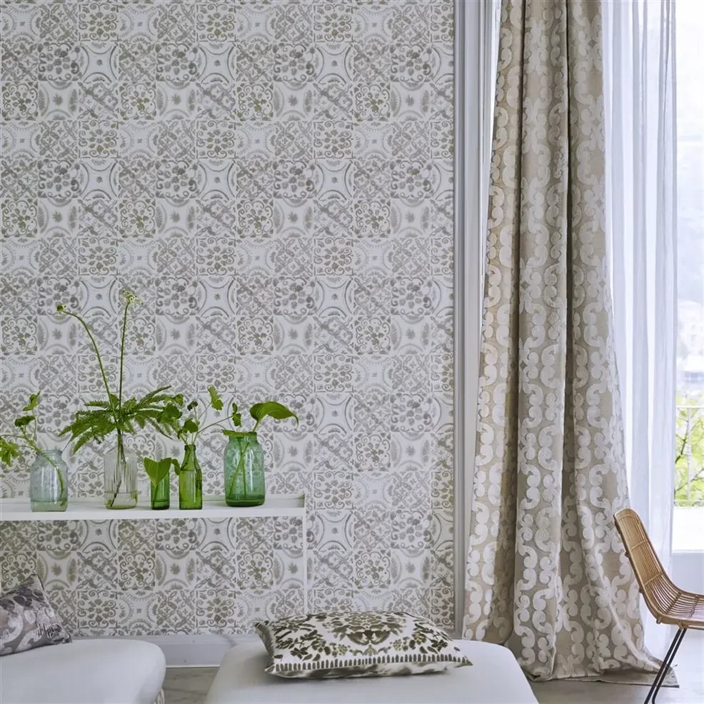 Designers Guild PDG1021/04 Majolica Pesaro Birch - tapeta z motywem kafelek